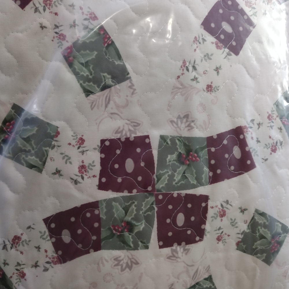 Charming Floral Patchwork Quilt in Green and Purple